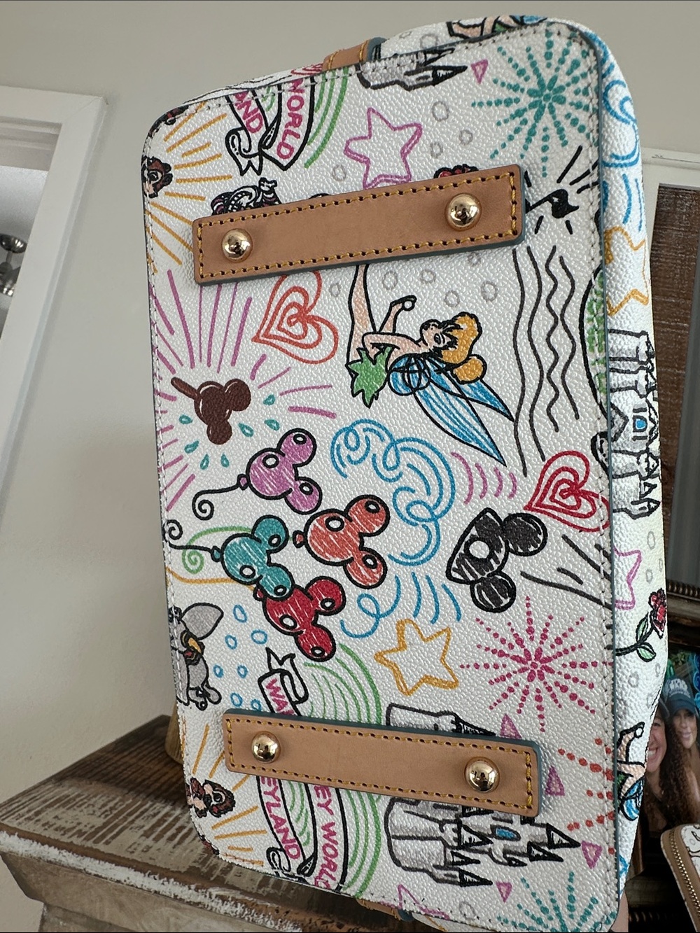DisneyDooney & Bourke White Disney Sketch Tote with Multicolor wristlet Wallet. - Picture 8 of 11